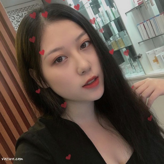 Clip sex Vũ Phương lễ tân spa Ngọc Hà cùng ông chủ - Gái Chảnh